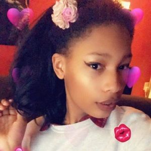 Meet your Posher, Jasmine